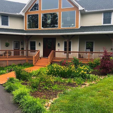 Bedford Landings Bed & Breakfast Moneta Kültér fotó