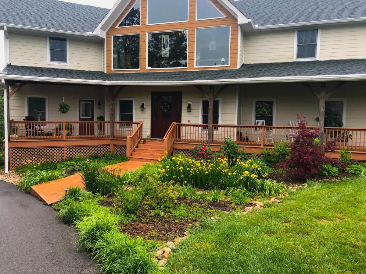 Bedford Landings Bed & Breakfast Moneta Kültér fotó
